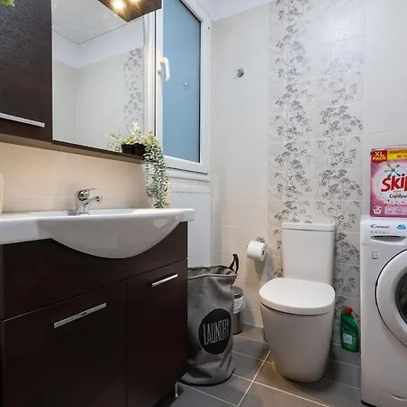 Dazzling And Stylish 2br In Marousi Apartment Athens